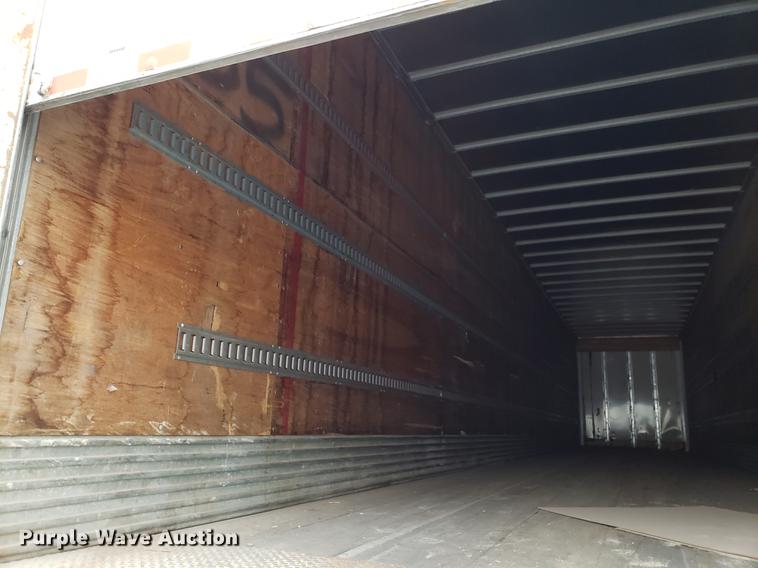 image for item AV9282 2001 Utility dry van trailer