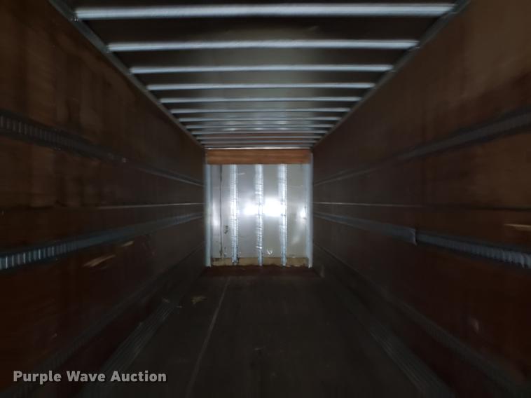 image for item AV9282 2001 Utility dry van trailer