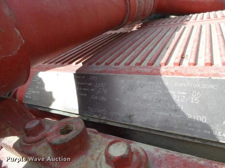 image for item CD9572 2012 Peterbilt 388 semi truck