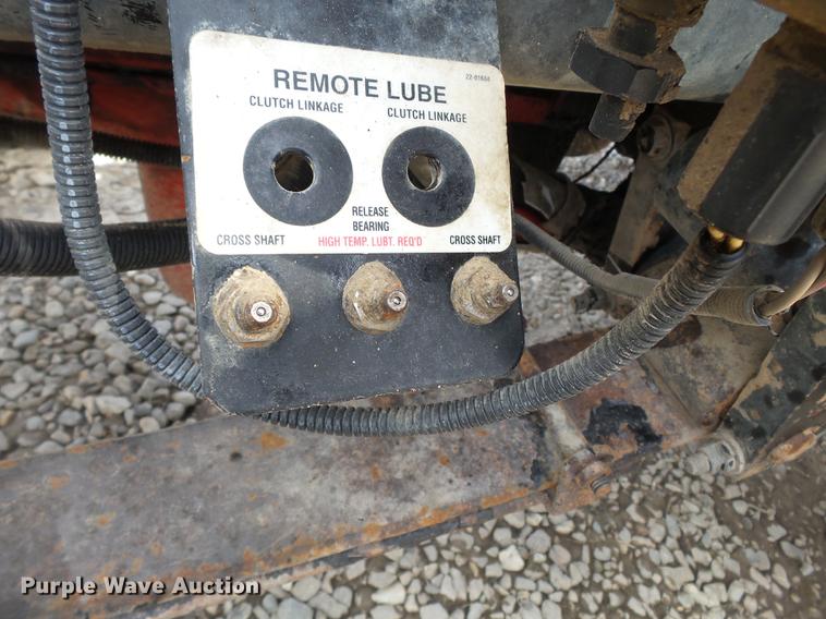 image for item CD9572 2012 Peterbilt 388 semi truck