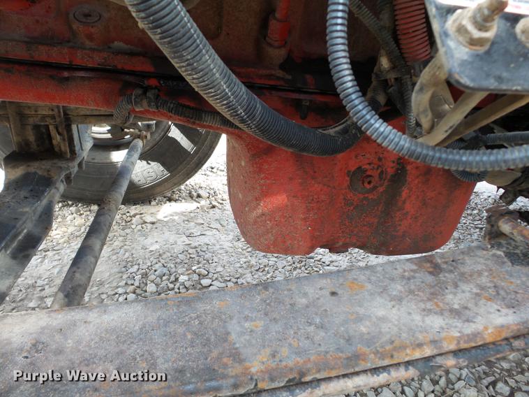 image for item CD9572 2012 Peterbilt 388 semi truck