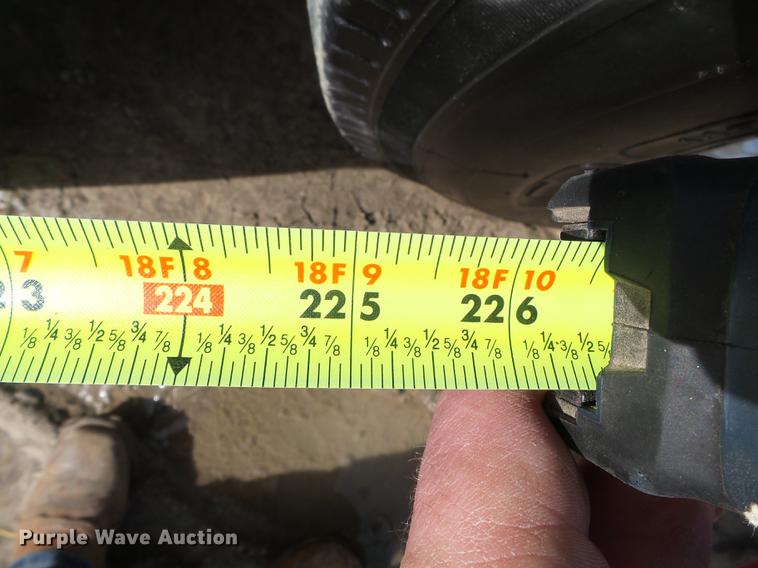 image for item CD9572 2012 Peterbilt 388 semi truck