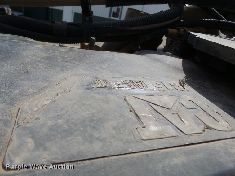 image for item CD9573 2008 Peterbilt 388 semi truck