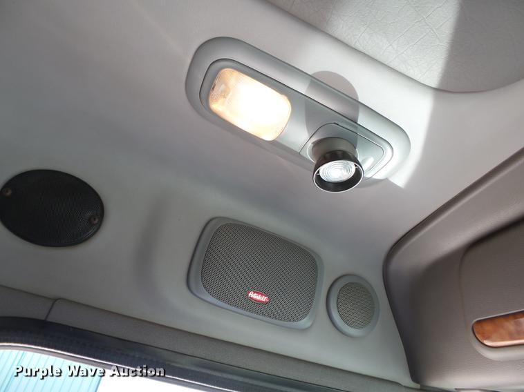 image for item CD9573 2008 Peterbilt 388 semi truck