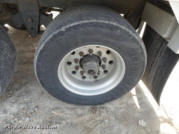 image for item CD9576 2009 Timpte Super Hopper double hopper bottom grain trailer