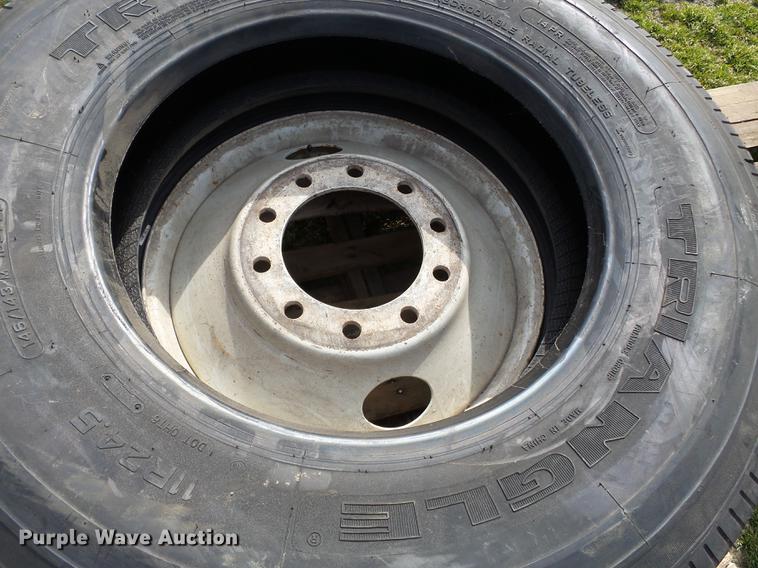 image for item CD9591 (2) 14.00-20 tires