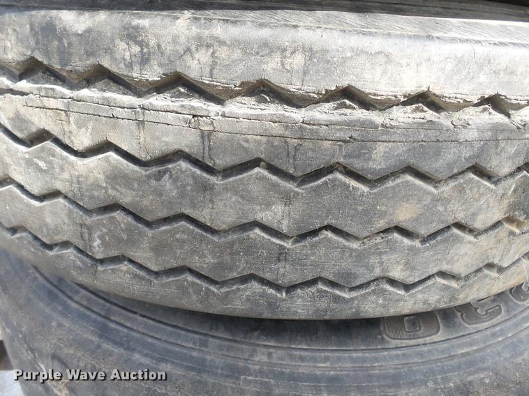 image for item CD9592 (7) 22.5 tires and wheels