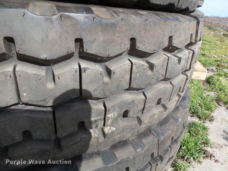image for item CD9596 (4) 12.00R24 tires