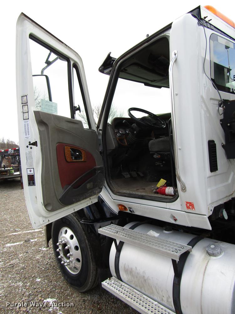 image for item DB6963 2009 International ProStar semi truck