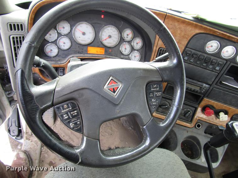 image for item DB6963 2009 International ProStar semi truck