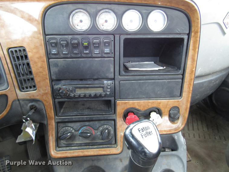 image for item DB6963 2009 International ProStar semi truck