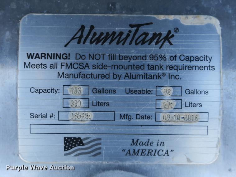 image for item DB8881 1999 International 9100 semi truck