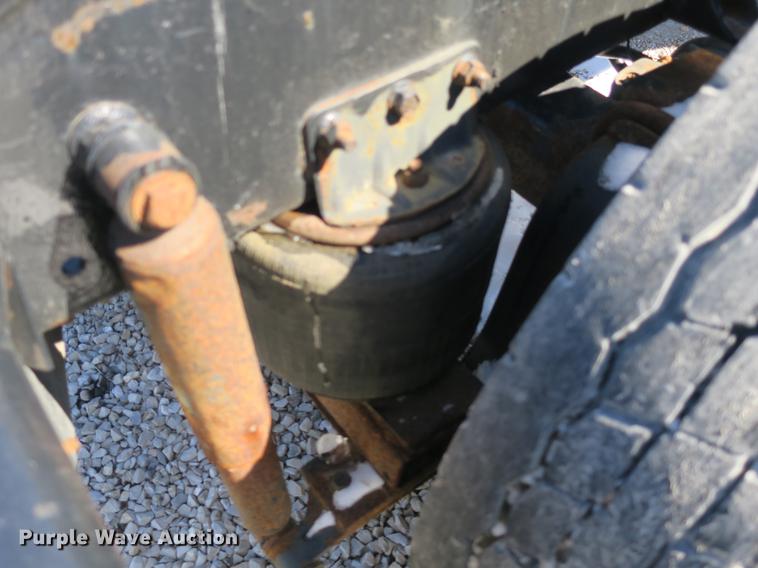 image for item DB8881 1999 International 9100 semi truck