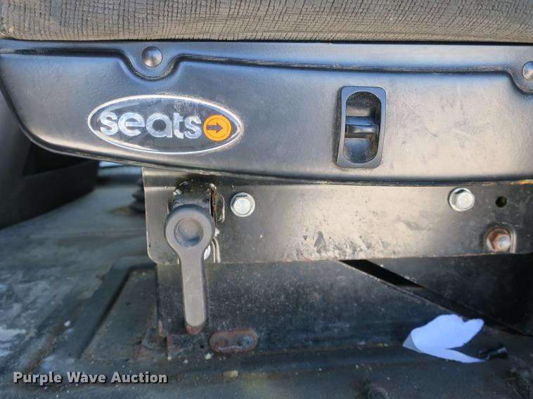 image for item DB8881 1999 International 9100 semi truck