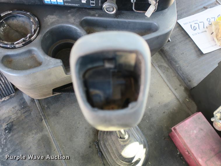 image for item DB8881 1999 International 9100 semi truck