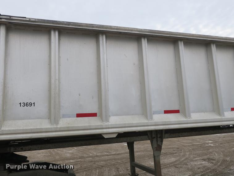 image for item DB8885 1996 Mate end dump trailer
