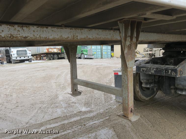 image for item DB8885 1996 Mate end dump trailer