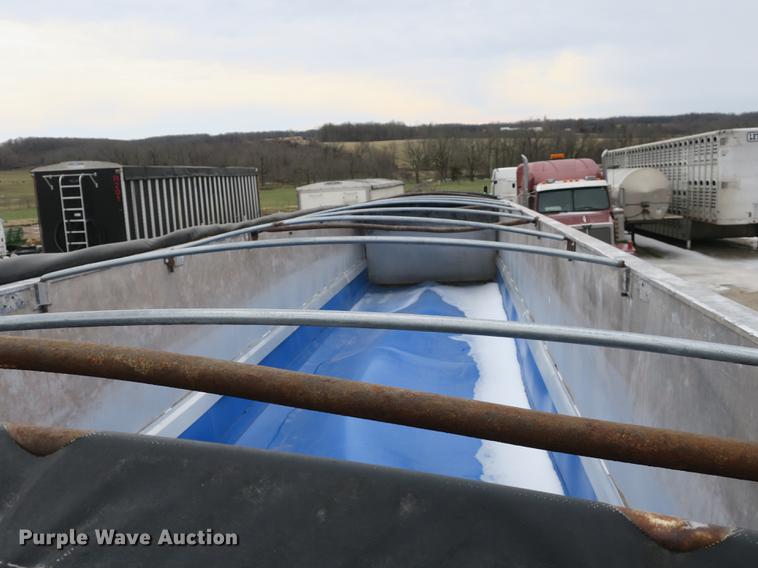 image for item DB8885 1996 Mate end dump trailer