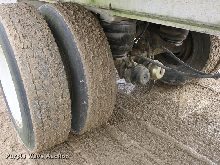 image for item DB8886 1979 Ravens 54028 flatbed trailer