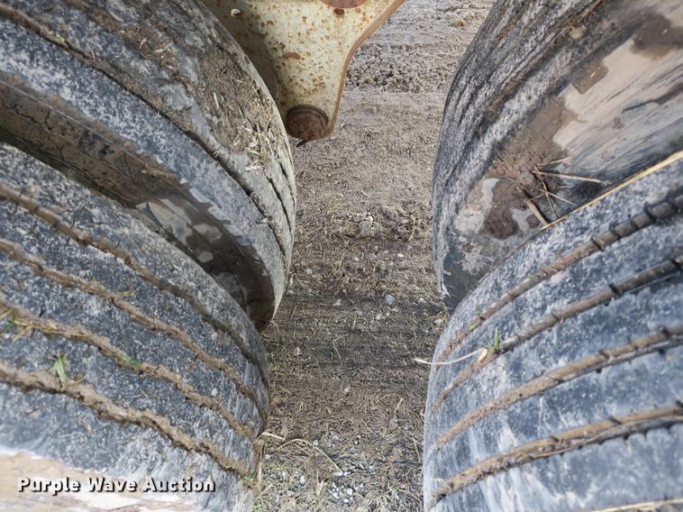 image for item DB8887 1993 Ledwell live bottom trailer