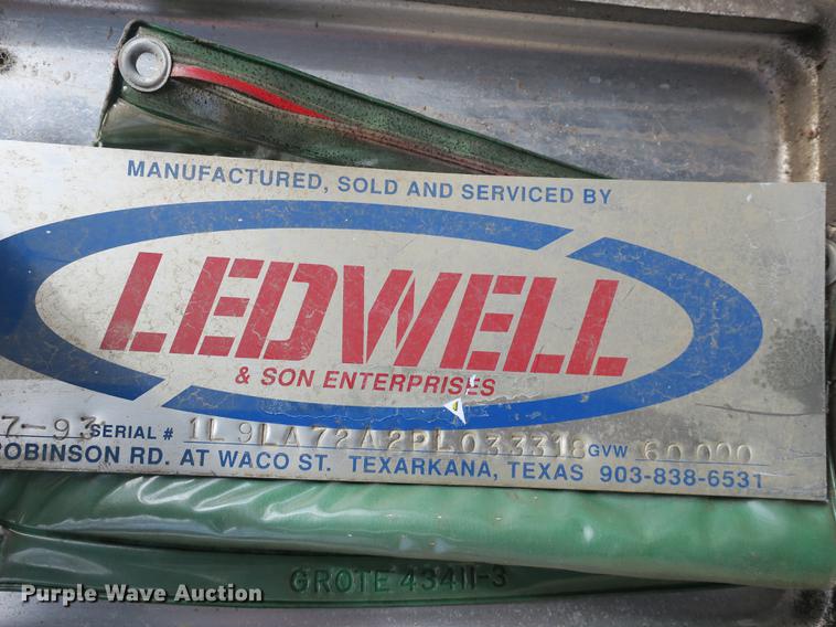 image for item DB8887 1993 Ledwell live bottom trailer