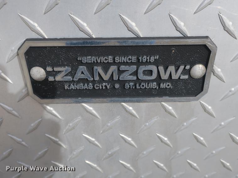 image for item DB8890 2005 Freightliner Business Class M2 semi truck