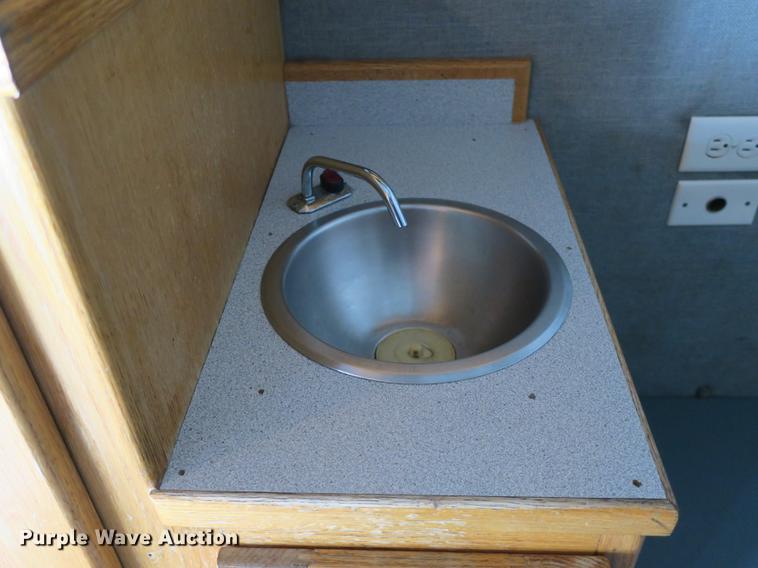 image for item DB8890 2005 Freightliner Business Class M2 semi truck