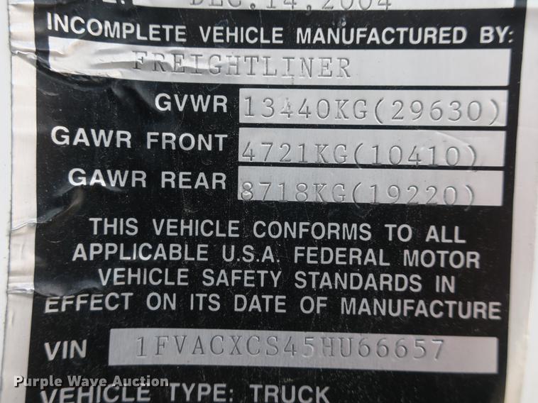 image for item DB8890 2005 Freightliner Business Class M2 semi truck