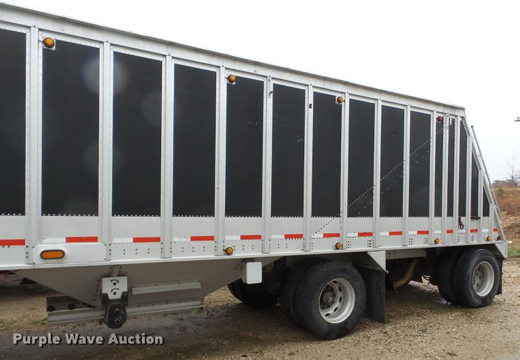 image for item DD2322 2006 Corn Husker double hopper bottom grain trailer