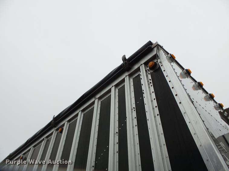 image for item DD2322 2006 Corn Husker double hopper bottom grain trailer