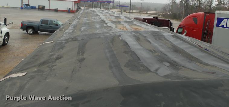 image for item DD2322 2006 Corn Husker double hopper bottom grain trailer