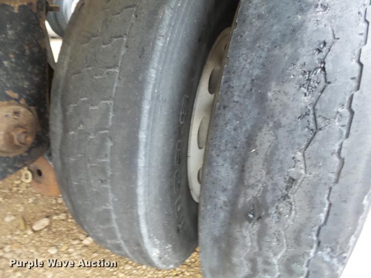 image for item DD2322 2006 Corn Husker double hopper bottom grain trailer