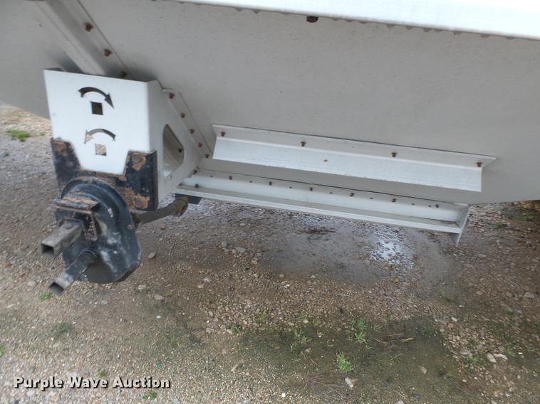 image for item DD2322 2006 Corn Husker double hopper bottom grain trailer