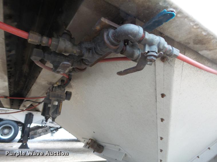 image for item DD2322 2006 Corn Husker double hopper bottom grain trailer