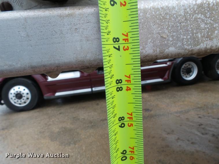 image for item DD2322 2006 Corn Husker double hopper bottom grain trailer