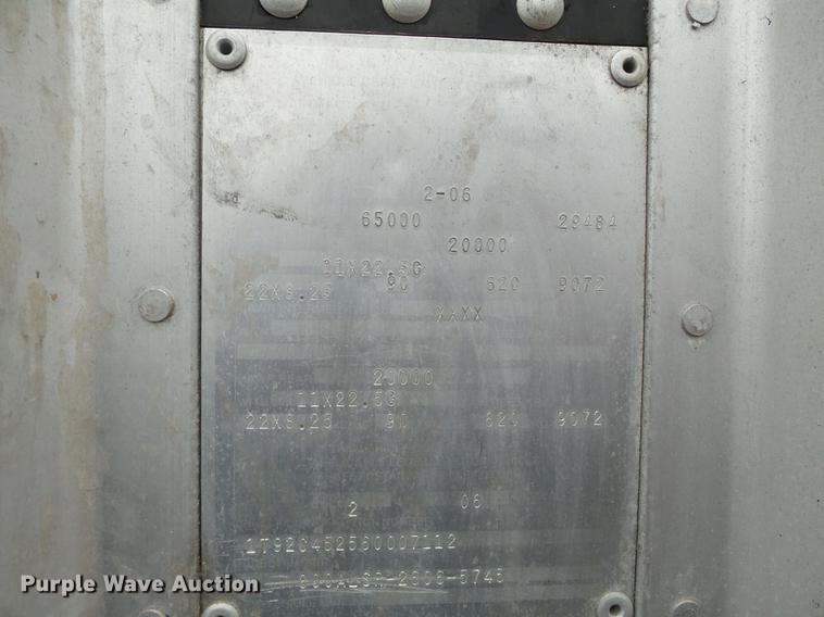 image for item DD2322 2006 Corn Husker double hopper bottom grain trailer