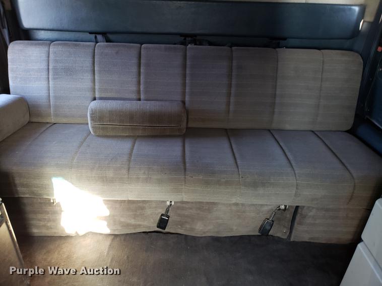 image for item DD3956 1993 Kenworth W900 semi truck