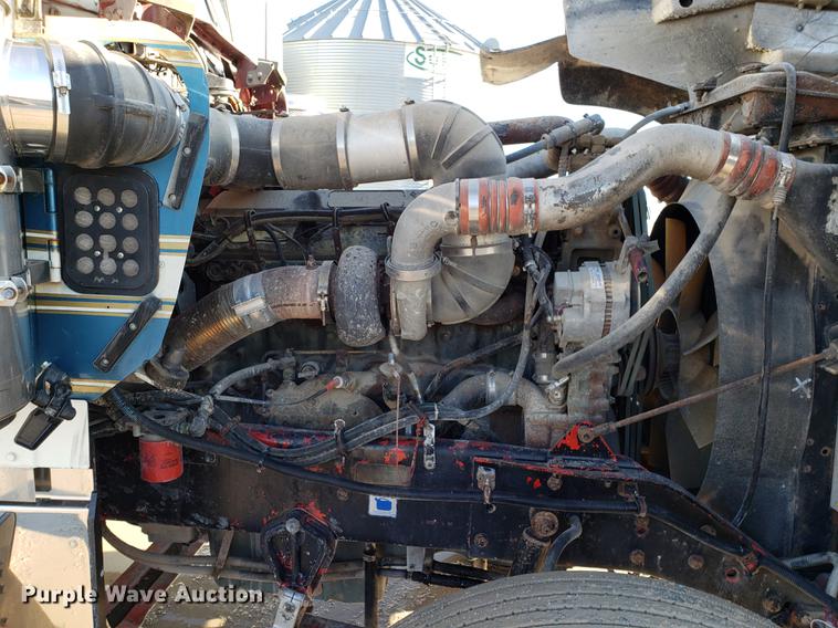 image for item DD3956 1993 Kenworth W900 semi truck