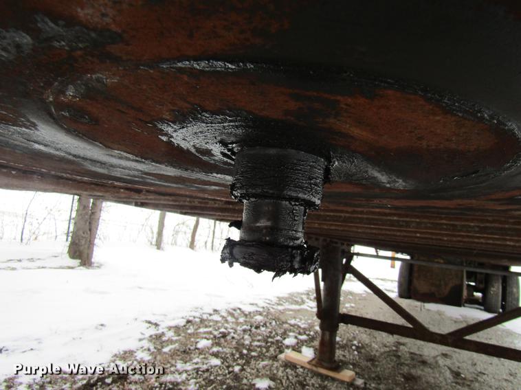 image for item DE5975 2007 Wabash dry van trailer