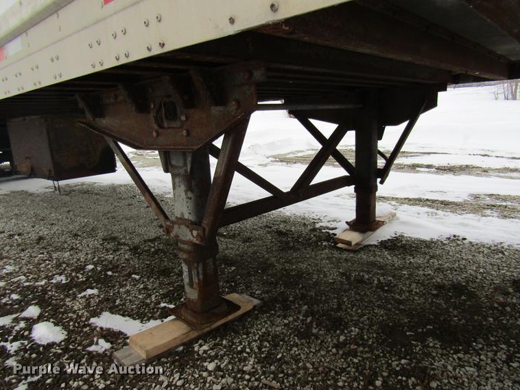 image for item DE5975 2007 Wabash dry van trailer