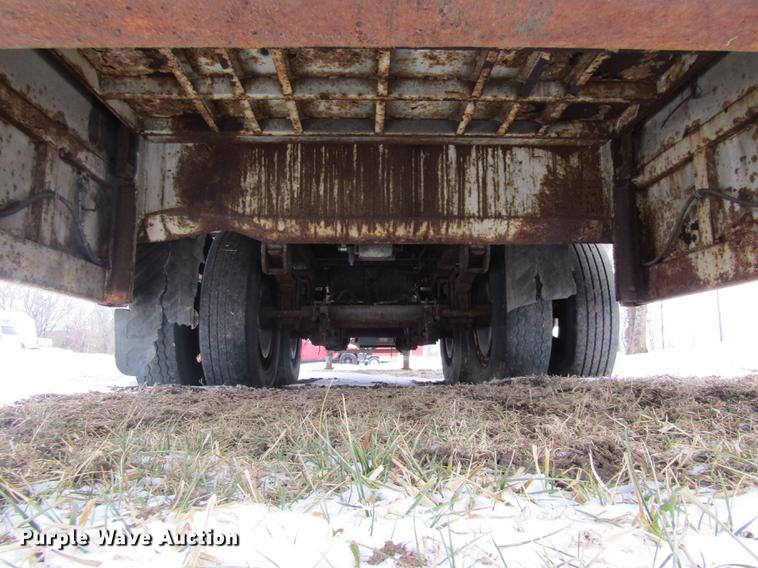 image for item DE5975 2007 Wabash dry van trailer