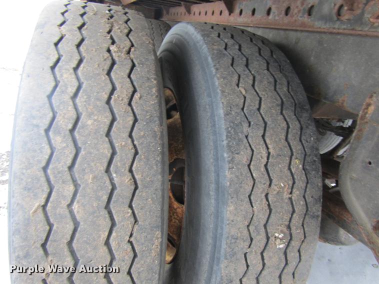 image for item DE5975 2007 Wabash dry van trailer