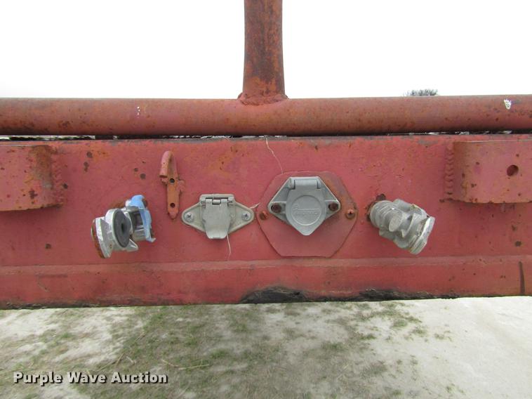 image for item DF2509 1972 Fontaine F-1-5540SL flatbed trailer