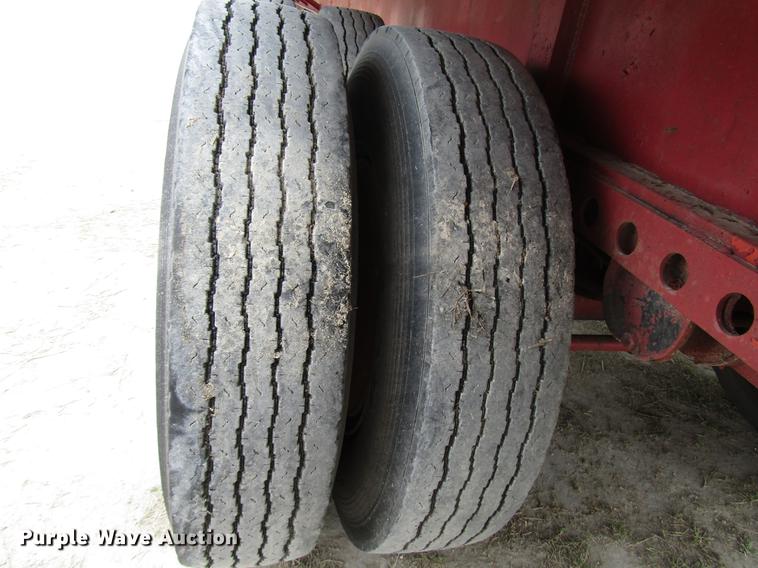 image for item DF2509 1972 Fontaine F-1-5540SL flatbed trailer