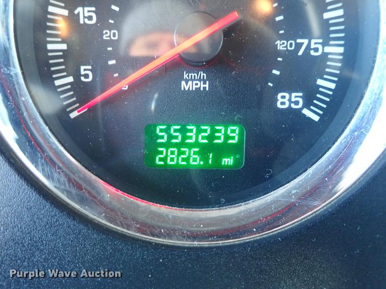 image for item DF8750 2013 Kenworth T660 semi truck