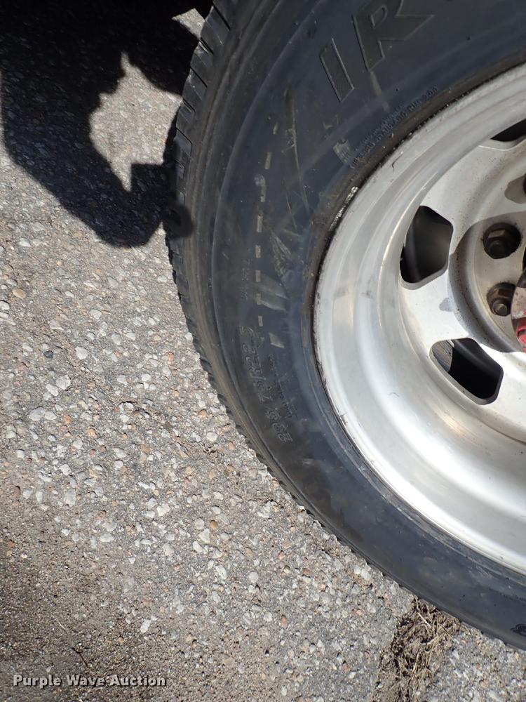 image for item DF8750 2013 Kenworth T660 semi truck