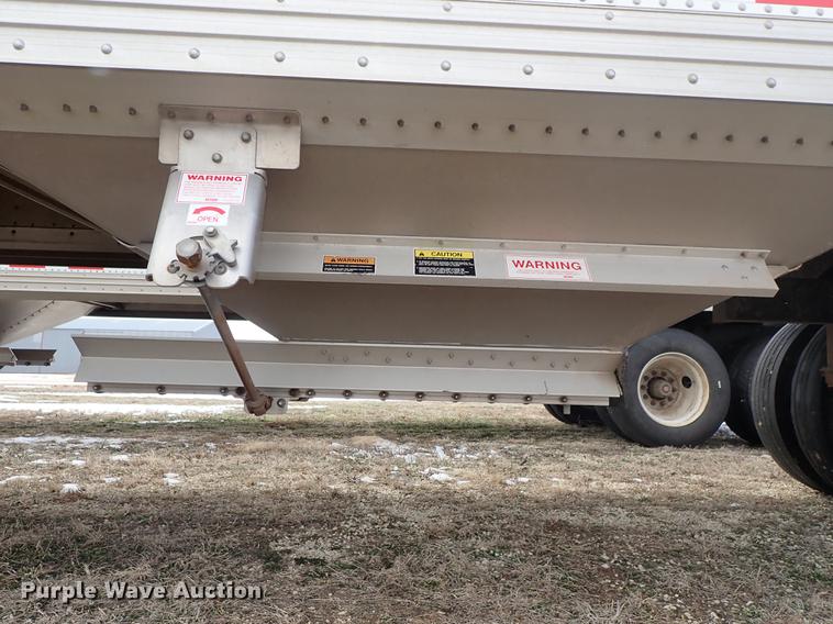 image for item DF8752 2017 Timpte Super Hopper double hopper bottom grain trailer