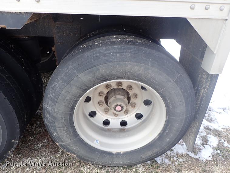 image for item DF8752 2017 Timpte Super Hopper double hopper bottom grain trailer