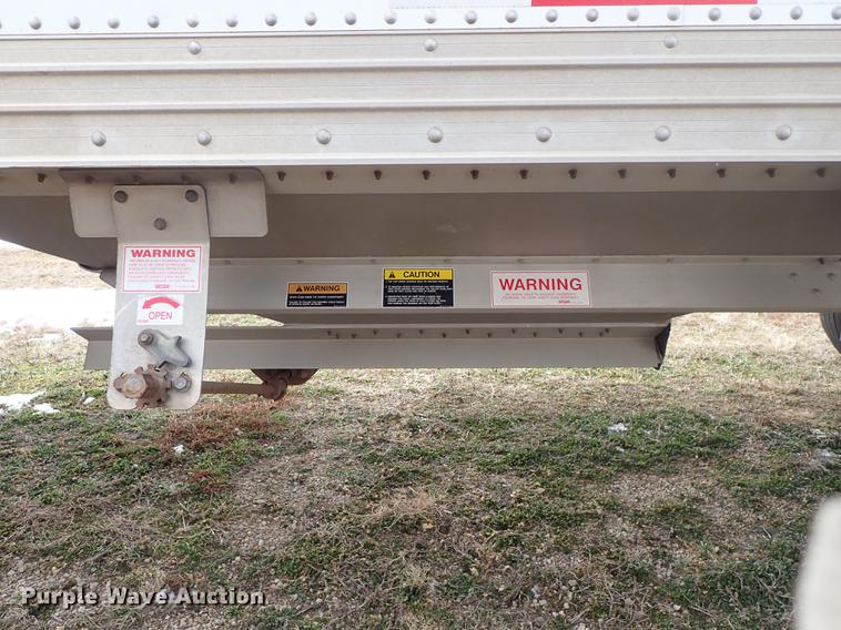 image for item DF8753 2016 Timpte Super Hopper double hopper bottom grain trailer