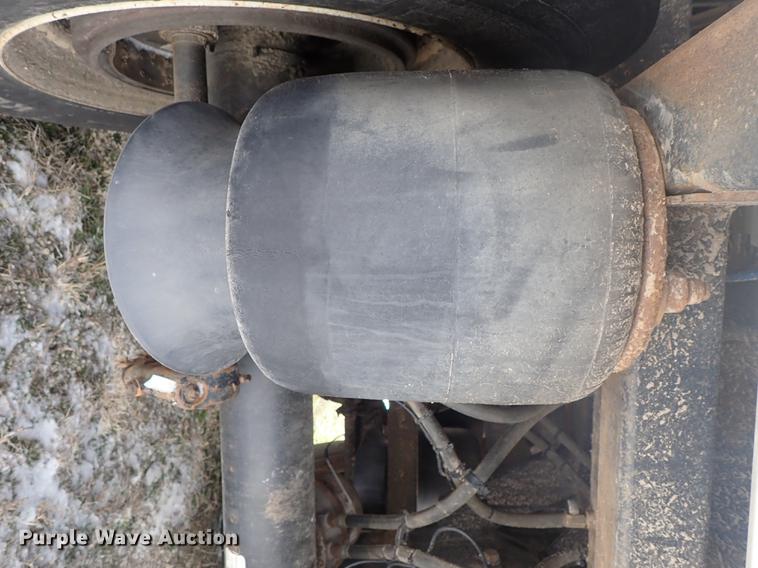 image for item DF8753 2016 Timpte Super Hopper double hopper bottom grain trailer